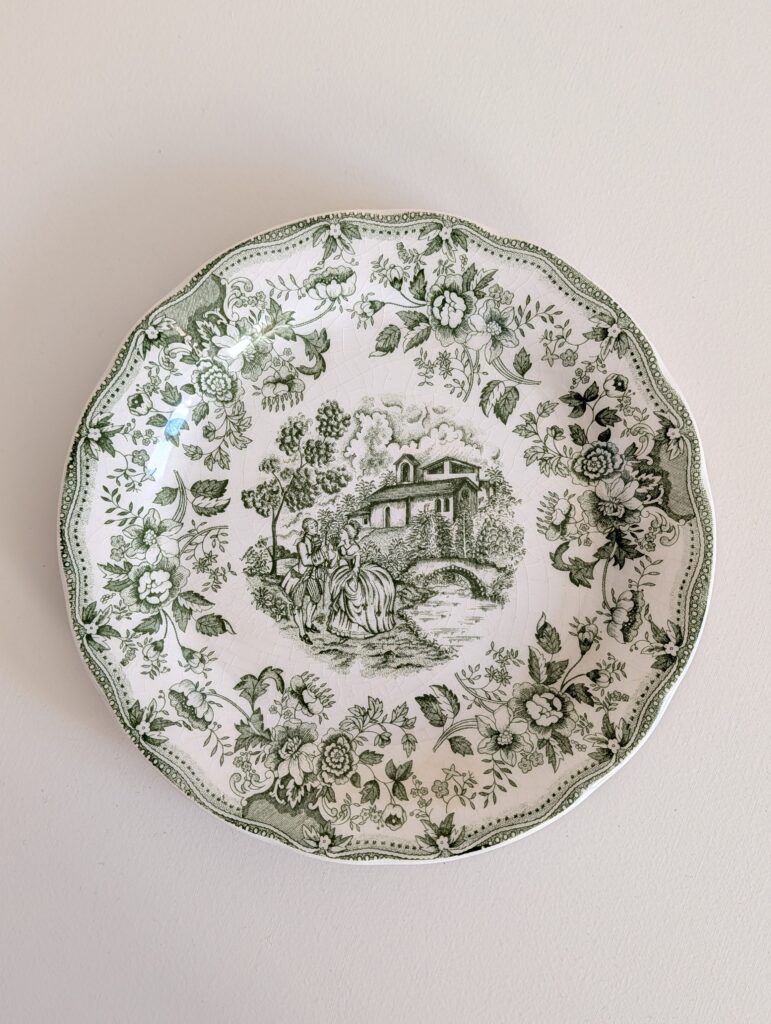 Assiette décorative en Ironstone