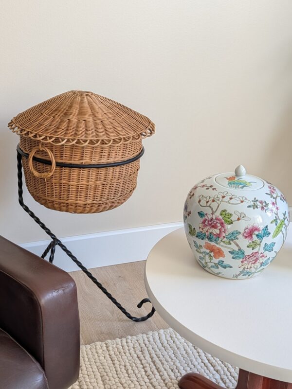 Travailleuse vintage en osier